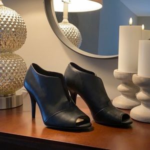 Nine West shoes size 9